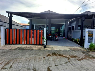Houses for sale Ck Plaza : HOME 40 Sq.w. Pluak Daeng Rayong for 2.7M