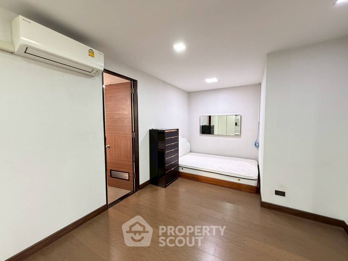 รูป คอนโด 3 ห้องนอน 190 ตร.ม. ที่ Avenue 61 ใกล้ BTS ทองหล่อ 400 ม. (ID 2676144) - รูปที่ 3/8