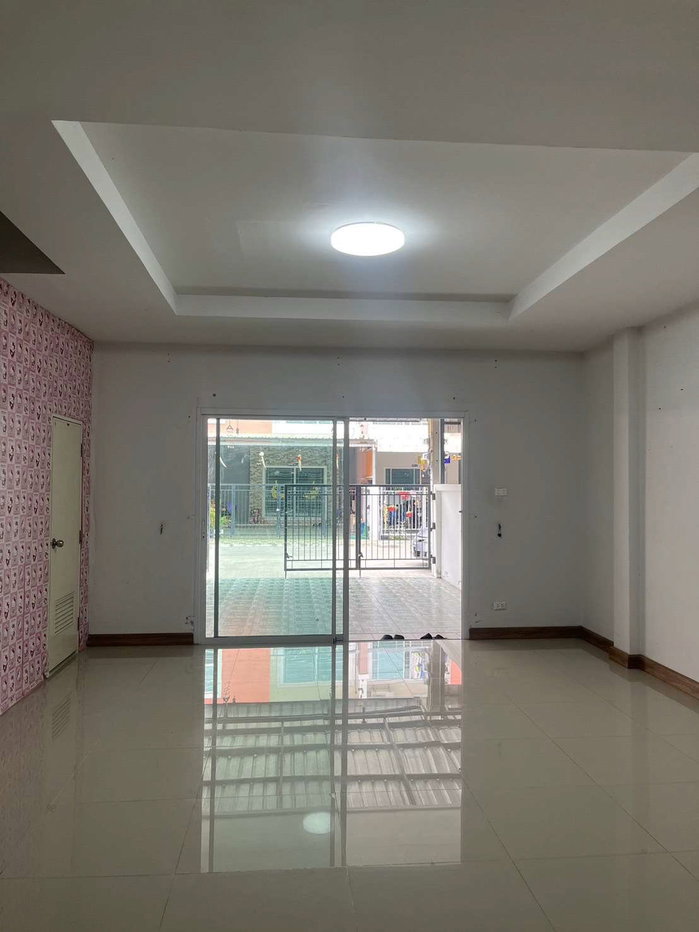 picture TOWN HOUSE 21 Sq.w. Muang Chon Buri Chonburi for 2.1M - 5/15