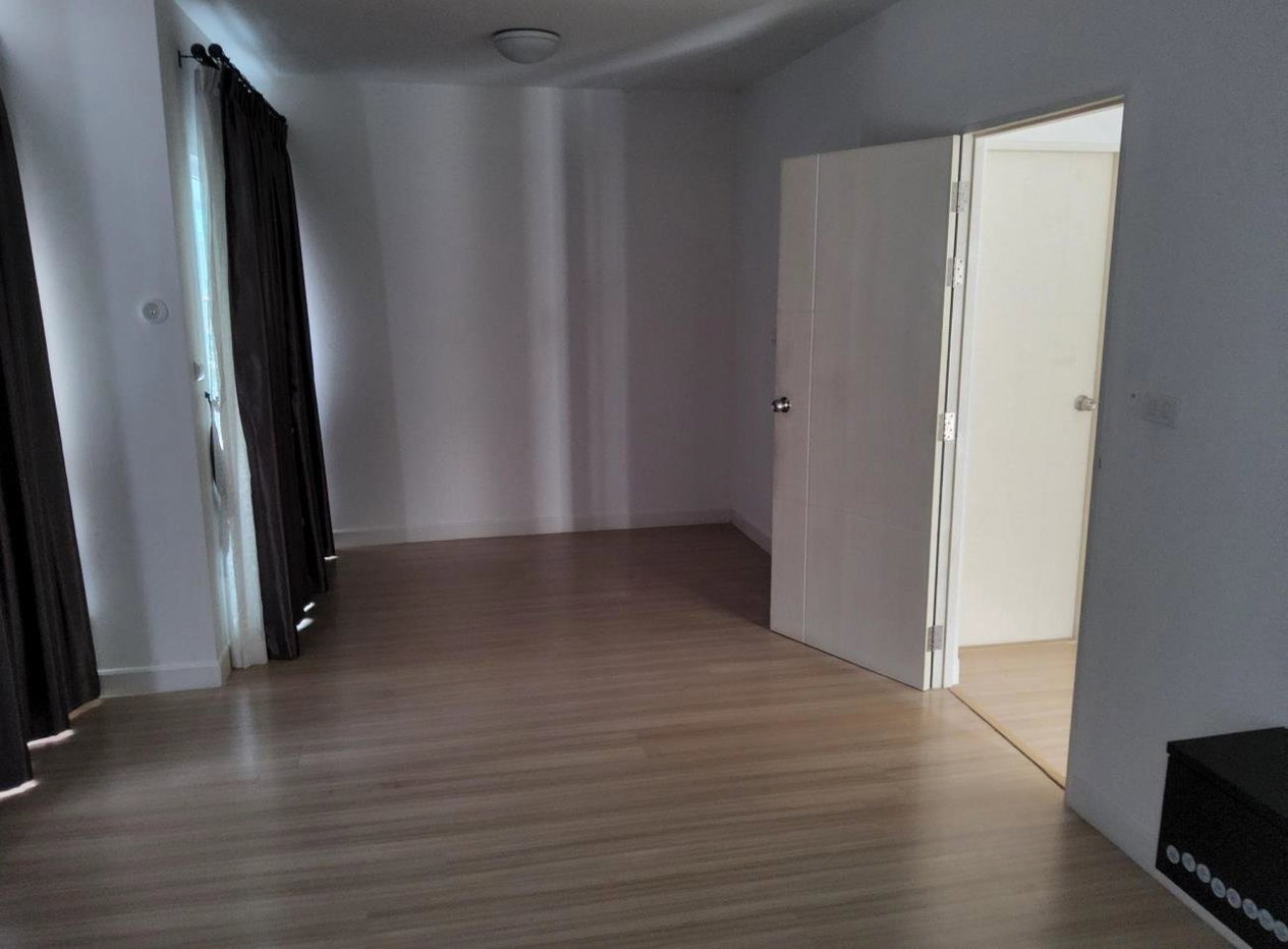 picture HOME 35 Sq.w. Bang Khun Thian Bangkok for 4.3M - 10/16