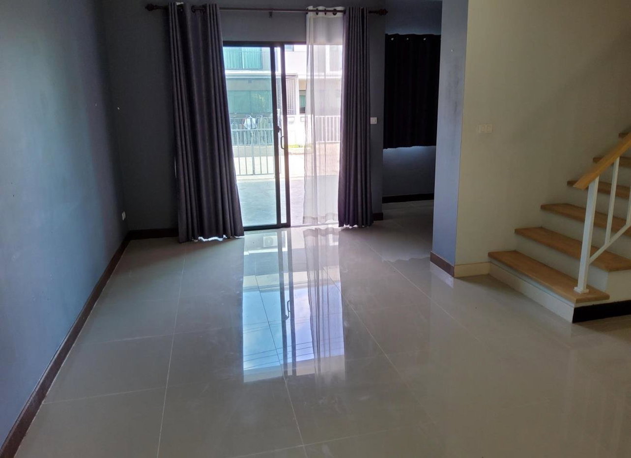 picture TOWN HOUSE 20.9 Sq.w. Bang Plee Samut Prakarn for 3.3M - 8/16