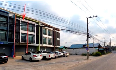 Shophouses for sale Kasetsart University Si Racha Campus : SHOP HOUSE 16.8 Sq.w. Si Racha Chonburi for 3M