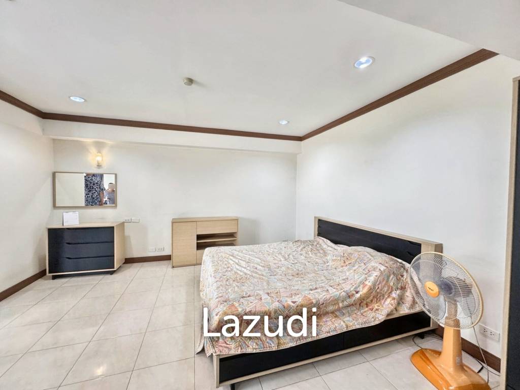 picture 1 Bed 1 Bath 40 SQ.M Juldis River Mansion - 7/9
