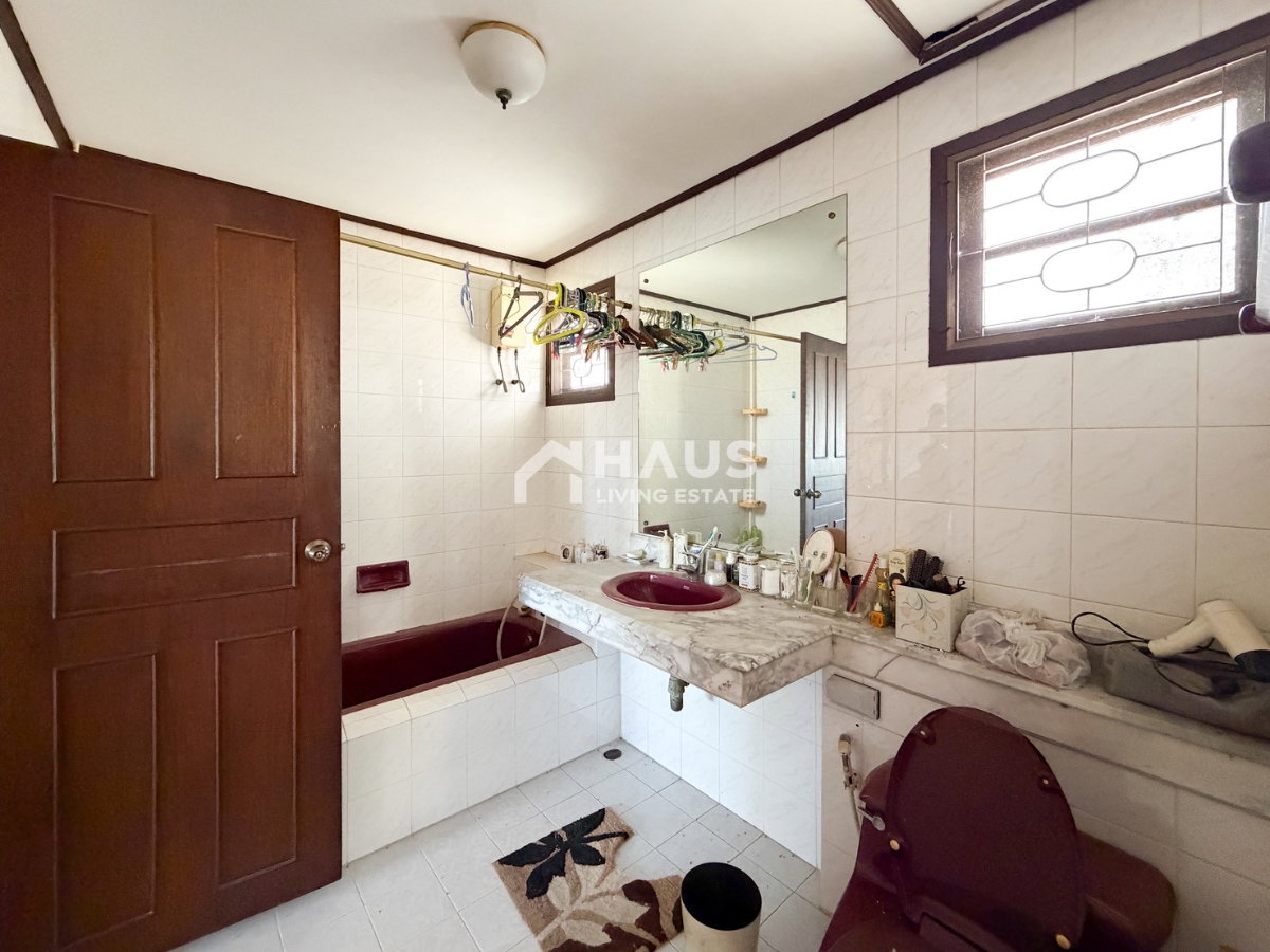 picture Ladawan Pinklao - Borommaratchachonnani / 3 Bedrooms #HPHU041 - 17/23