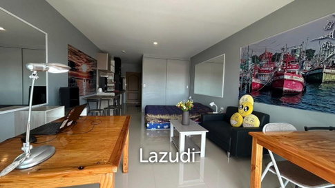 Studio 1 Bath 39.03 SQ.M The Center View Condo