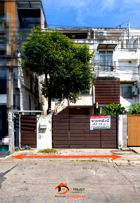 ทาวน์โฮม ลาดพร้าว 71 : ขาย ทาวน์โฮม 3.5 ชั้น เล่นระดับทุกชั้น 31 ตร.ว. ทำเลทองสตรีวิทยา 2 ซอย 23 โชคชัย 4 