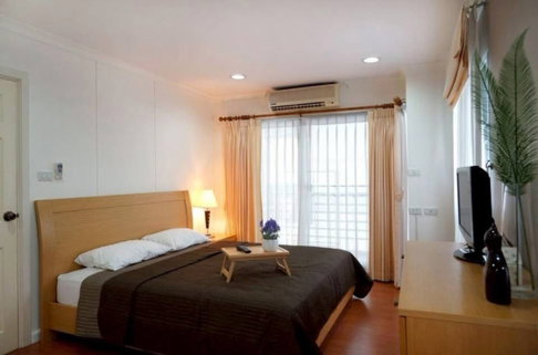 คอนโดให้เช่า :Lumpini Suite Sukhumvit 41 (ลุมพินี สวีท สุขุมวิท 41) (( BTS Phrom Phong ))MK - 02 line @livingbkk