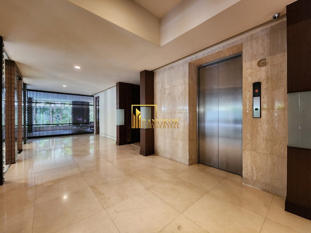 รูป Remarkable 2 Bedroom Apartment in Sathorn - BR0438AP - รูปที่ 31/35