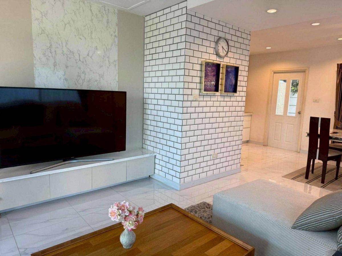 รูป #E088 🎉060369 ให้เช่าบ้าน Anna Townhome - รูปที่ 2/17