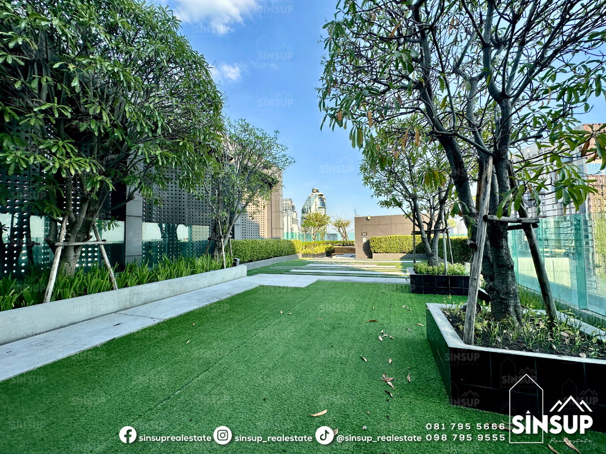 รูป 🌿 𝐑𝐡𝐲𝐭𝐡𝐦 𝐒𝐮𝐤𝐡𝐮𝐦𝐯𝐢𝐭 𝟑𝟔–𝟑𝟖 คอนโดหรู แต่งสวย พร้อมอยู่ เงียบสงบ เป็นส่วนตัว 350 เมตรถึง BTS ทองหล่อ - รูปที่ 22/26
