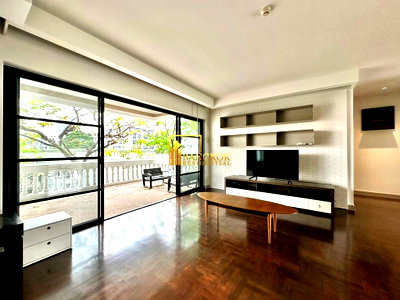 Townhouses for rent J Avenue Thonglor : Prompak Gardens | Renovated 3 Bedroom Condo in Thonglor - BR8728TH