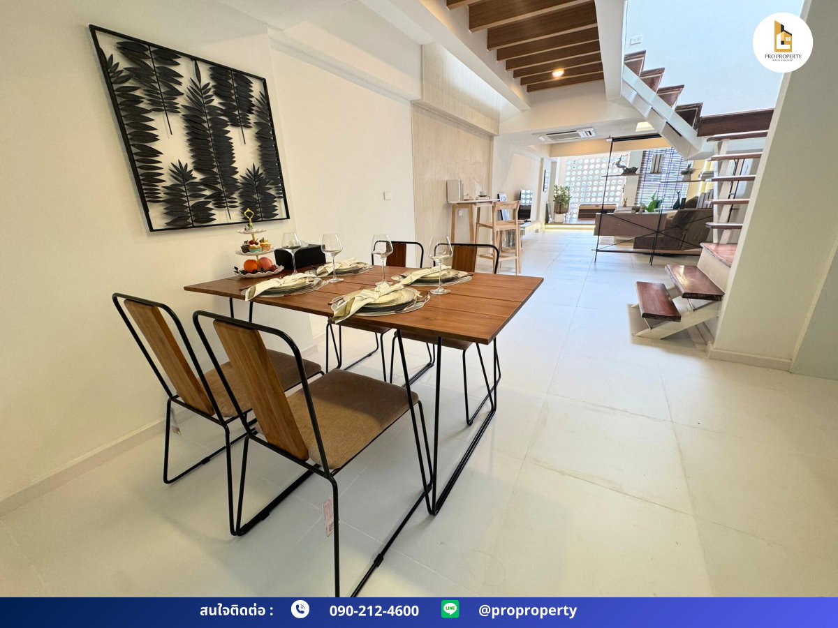 รูป ขายทาวน์เฮ้าส์ รีโนเวทใหม่ สุขุมวิท 71 | มินิมอล อบอุ่น น่าอยู่ - รูปที่ 12/18
