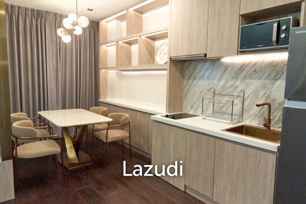 รูป 61 sqm 1 Bedroom Condo on 19th Floor at Ideo Q Phayathai - รูปที่ 8/14