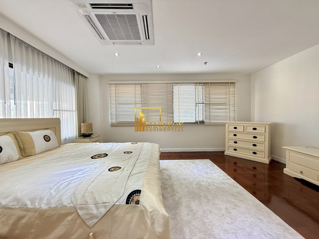 รูป Le Raffine 24 - Refined 3 Bedroom Duplex Condo With Pool - BR10052CD - รูปที่ 22/56