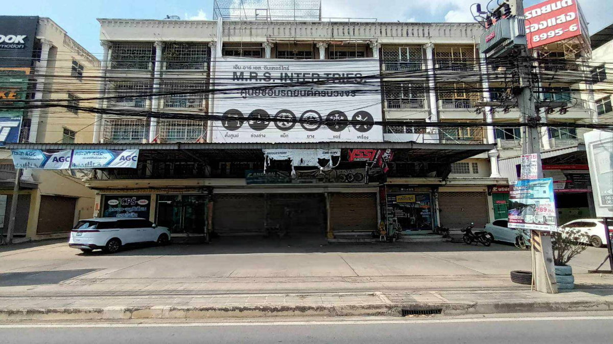 รูป ขายตึกแถว 4.5 ชั้น 1คูหา โครงการ MT คลองหลวง พื้นที่ 25 ตรว. ติดถนนใหญ่ มีที่จอดรถหน้าตึก เหมาะทำธุรกิจ  - รูปที่ 1/6