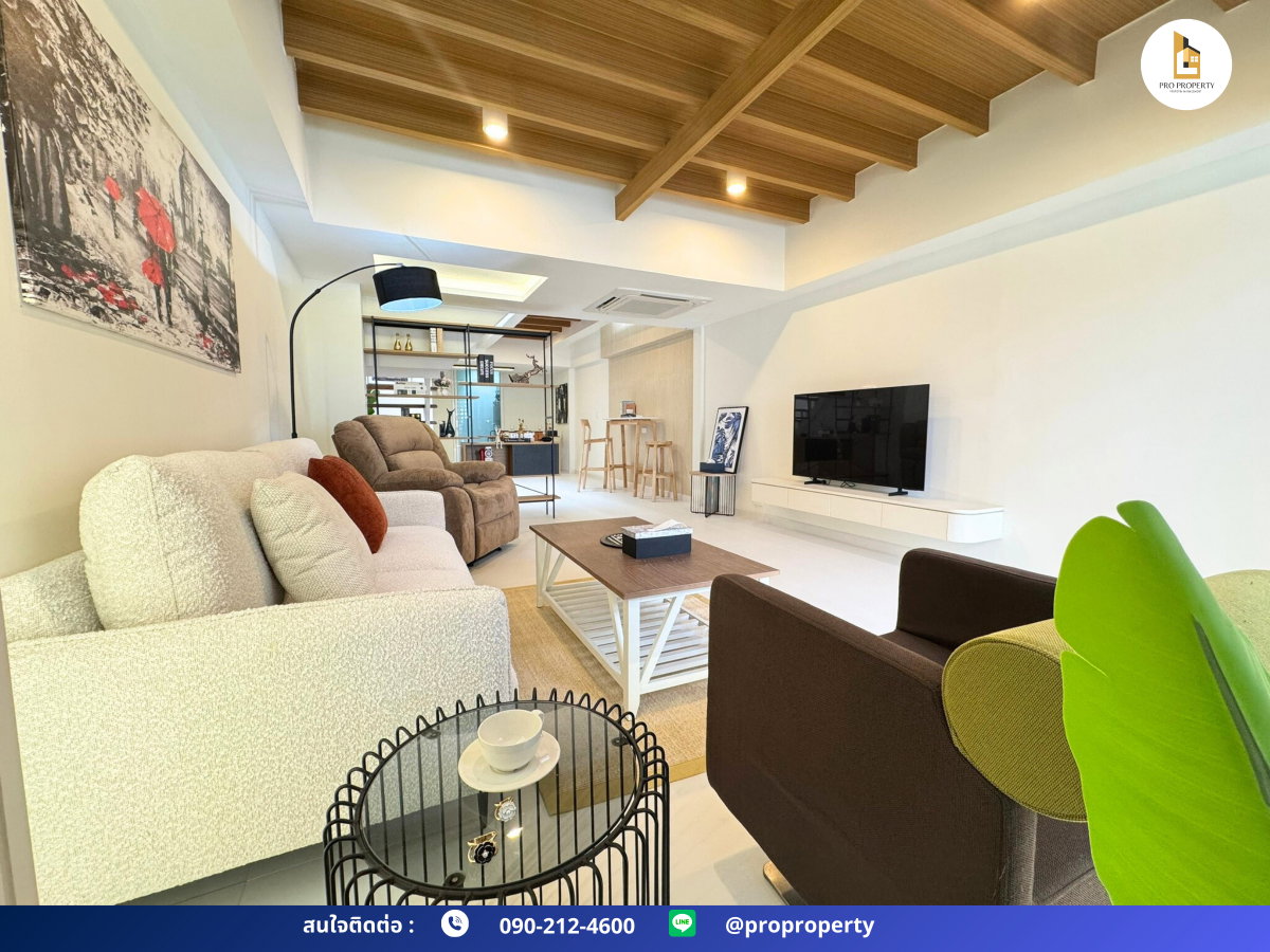 รูป ขายทาวน์เฮ้าส์ รีโนเวทใหม่ สุขุมวิท 71 | มินิมอล อบอุ่น น่าอยู่ - รูปที่ 5/18