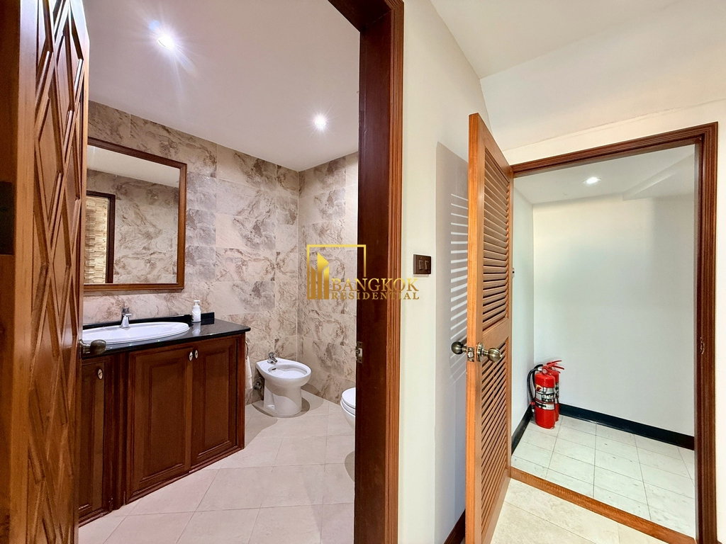 รูป Le Raffine 24 - Refined 3 Bedroom Duplex Condo With Pool - BR10052CD - รูปที่ 18/56