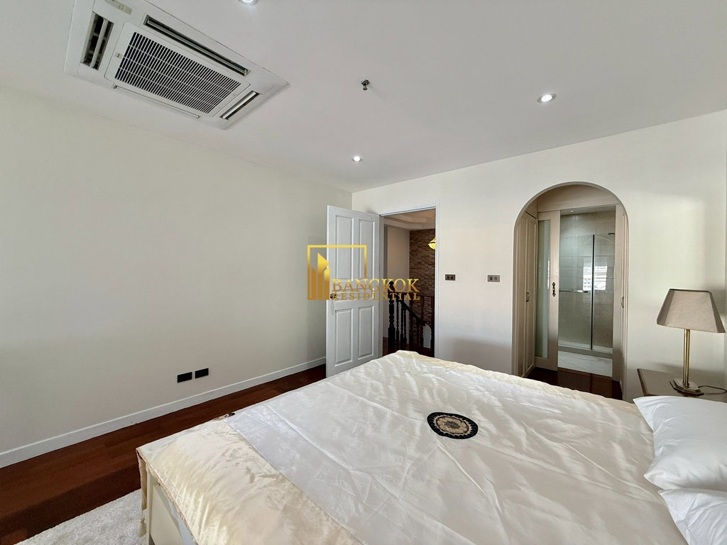 รูป Le Raffine 24 - Refined 3 Bedroom Duplex Condo With Pool - BR10052CD - รูปที่ 40/56