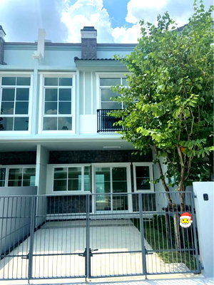ทาวน์โฮมให้เช่า : 🏡✨ ให้เช่า Premium Townhome Villaggio 2 Srinakarin - Bangna 2 ห้องนอน 3 ห้องน้ำ พร้อมอยู่ ทำเลบางนา ใกล้ Mega บางนา 