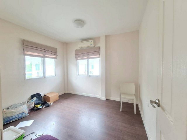 รูป บ้านแฝดอารมณ์บ้านเดี่ยว พร้อมพัฒน์ พรีว่า พื้นที่เยอะ 144 ตรม. เส้นเมนโครงการ ตอบโจทย์ครอบครัวเริ่มต้น - รูปที่ 8/28