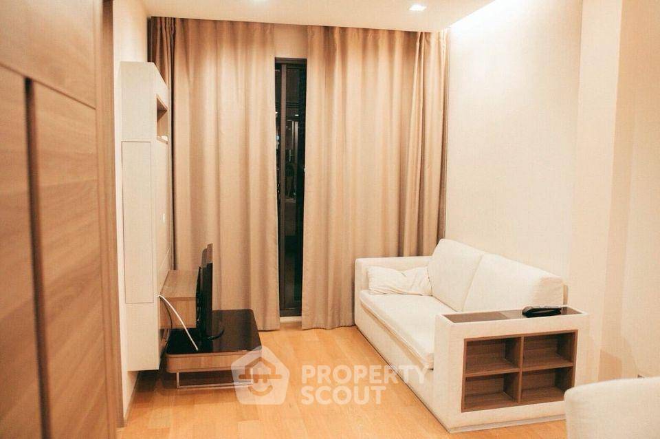 รูป ใกล้ BTS เซนต์หลุยส์ 200 ม. | 1 ห้องนอน The Address Sathorn (ID 468695) - รูปที่ 3/6