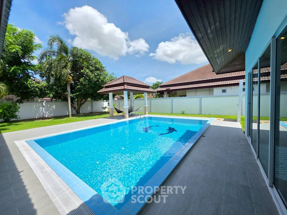 picture Pet-Friendly 3-BR Villa 250 Sqm, Unique Pool Villa Pattaya (ID 2704101) - 7/7