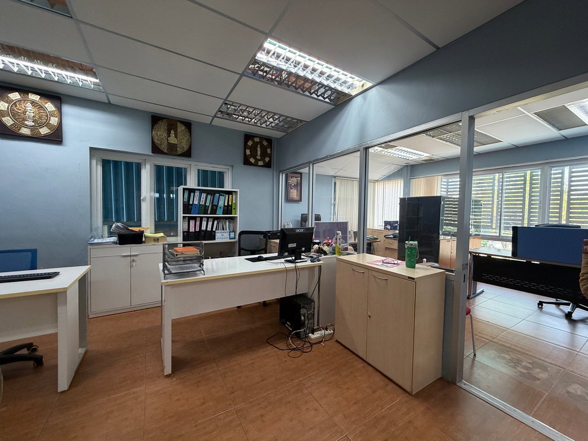 รูป ขายออฟฟิศพร้อมโกดัง เทพารักษ์ – บางปลา หมู่บ้านสุรีวรรณ | ใกล้ถนนใหญ่เทพารักษ์ เพียง 2 กม.  - รูปที่ 10/19