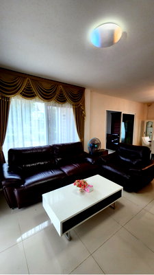 Houses for rent Khon Kaen : Luxury house in Khonkean for sell  with fully furnished and electrical appliances  ..just bring your bags and move in!!