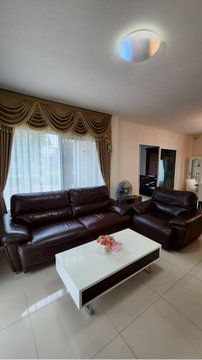 Luxury house in Khonkean for sell  with fully furnished and electrical appliances  ..just bring your bags and move in!!