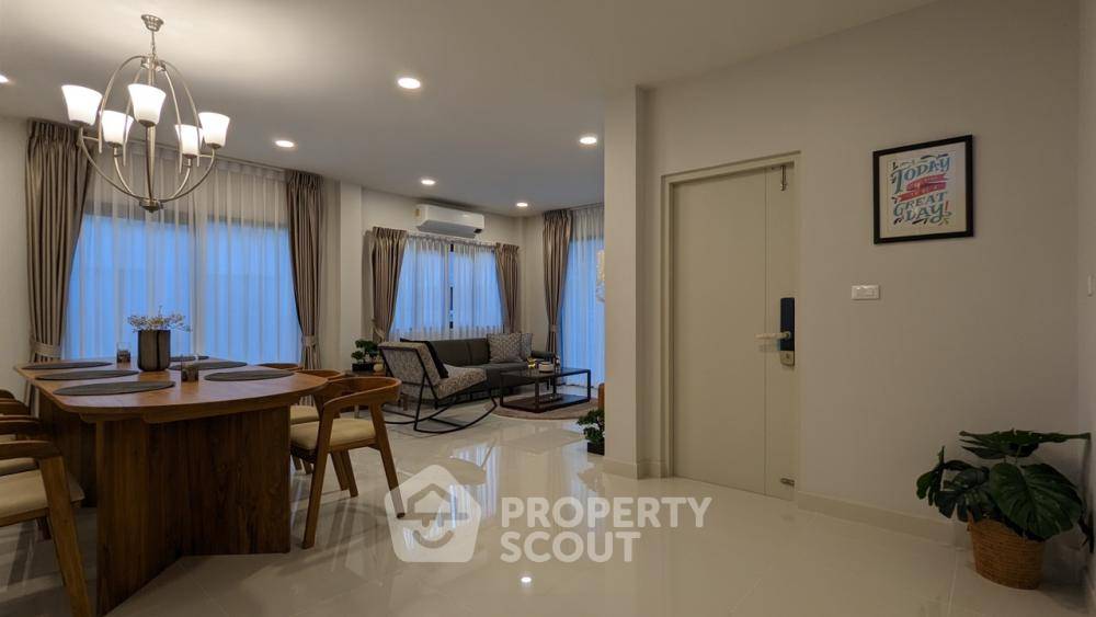 รูป บ้าน 4 ห้องนอน ให้เช่า ศูนย์กลาง บางนา กม.7 บางแก้ว (ID 1311437) - รูปที่ 3/10