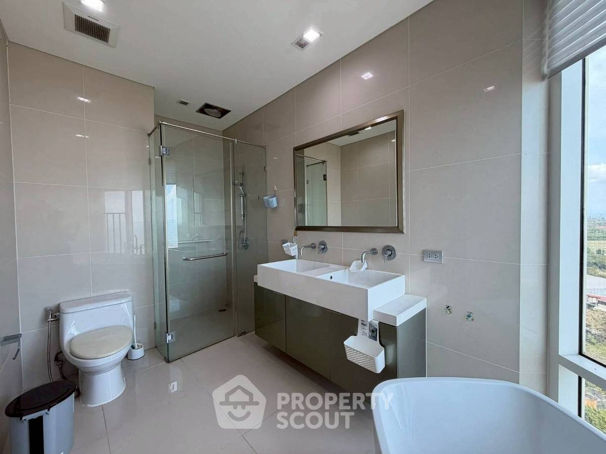 รูป คอนโดให้เช่า 3 ห้องนอน 217 ตร.ม. วิندهม จอมเทียน พัทยา (ID 2709873) - รูปที่ 12/20