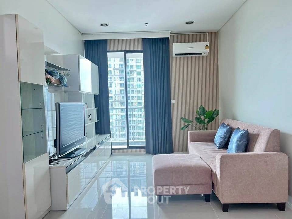 รูป คอนโด 1 ห้องนอน ชั้นสูง 49 ตร.ม. วิลล่า อโศก ใกล้ MRT เพชรบุรี 200 ม. (ID 2369451) - รูปที่ 1/8
