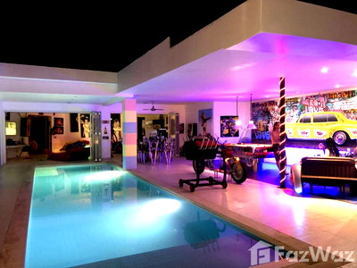 Houses for sale Thalang Phuket : 4 Bedroom Villa for sale in Thep Krasattri, Phuket  1841162