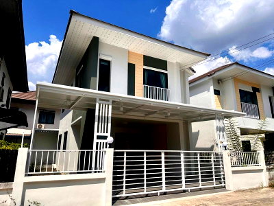 บ้านแฝด ชลบุรี :  เปิดขาย!!! บ้านมือ 1  The perfect hill เหมือง 