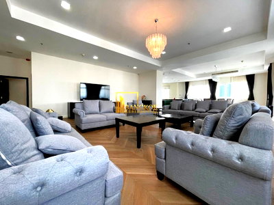 Apartment building for rent Srinakharinwirot University Prasanmit Campus : Luxurious 4 Bedroom Penthouse For Rent in Prime Asoke Area - BR20928SA