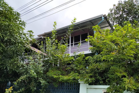 For Sale: 2-Story Detached House on Main Road of Panya Lake Home Village, Nimit Mai Road