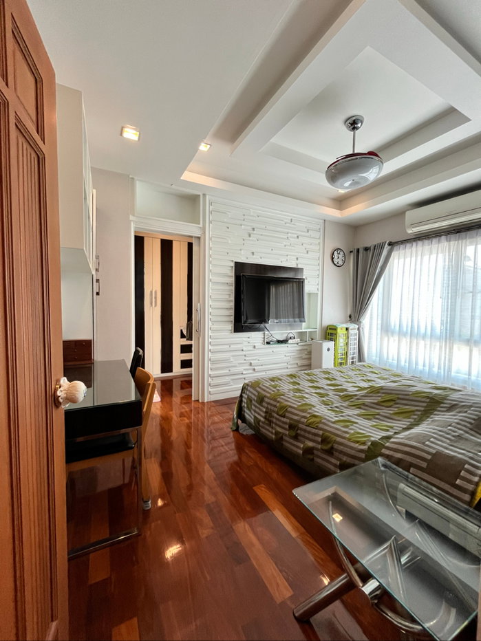 รูป บ้านเดี่ยวหรู บรรยากาศรีสอร์ท | ลัดดารมย์ Elegance สาทร–วงแหวน - รูปที่ 12/26