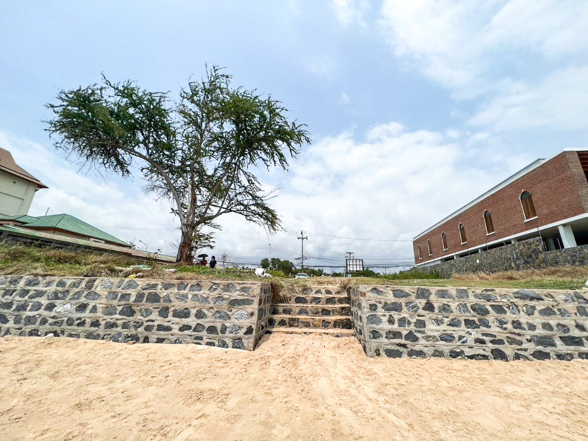 รูป ขายที่ดินติดทะเล หาดพลา จังหวัด ระยอง (ใกล้สนามบินอู่ตะเภา) - รูปที่ 4/8