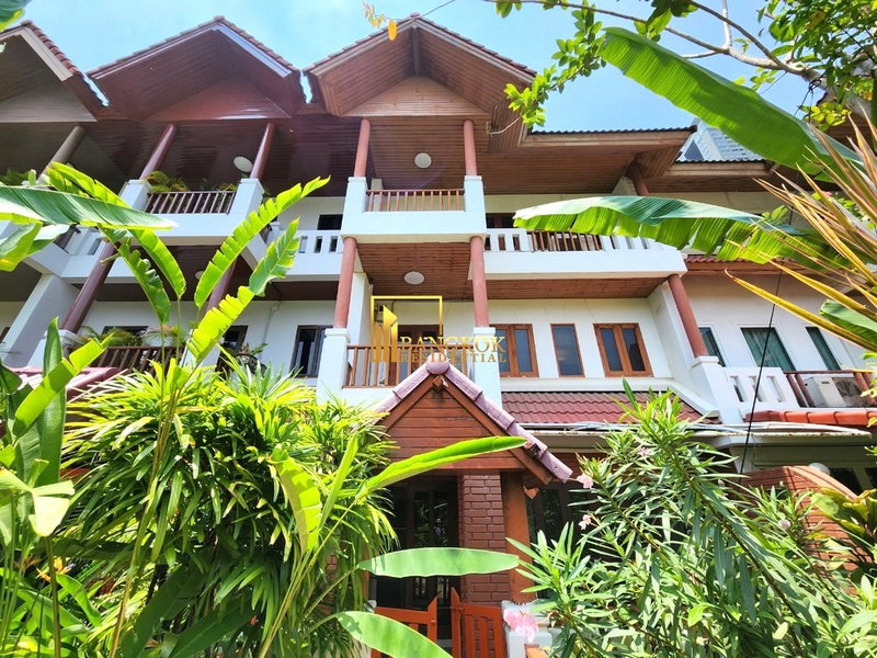 Houses for rent : Villa 49 | Large 4 Bed Townhouse Ideal For Families - BR8402SH