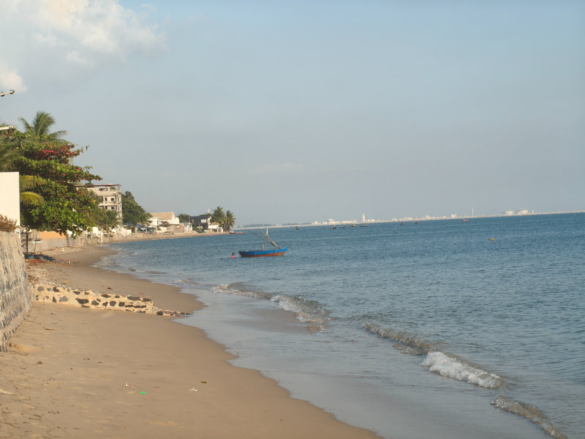 รูป ขายที่ดินติดทะเล หาดพลา จังหวัด ระยอง (ใกล้สนามบินอู่ตะเภา) - รูปที่ 1/8