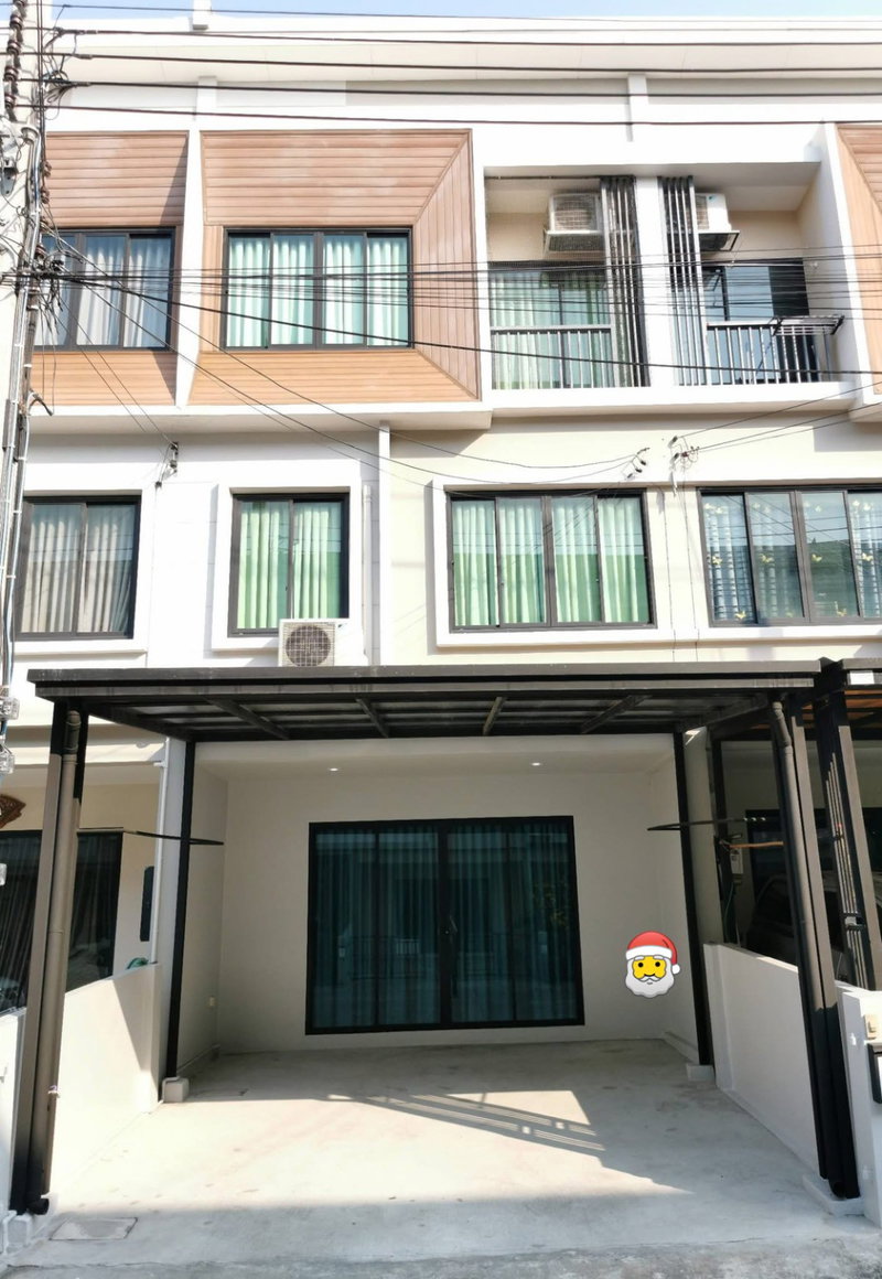 ทาวน์โฮมให้เช่า : 🏡 ทาวน์โฮม 3 ชั้น ให้เช่า The Trop Urban Motorway–Lat Krabang 4 ห้องนอน 3 ห้องน้ำ เฟอร์ครบ พร้อมอยู่ ทำเลลาดกระบัง ใกล้มอเตอร์เวย์