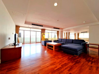 Apartment building for rent Srinakharinwirot University Prasanmit Campus : Extremely Large 3 Bedroom Apartment For Rent in Phrom Phong - BR0514AP