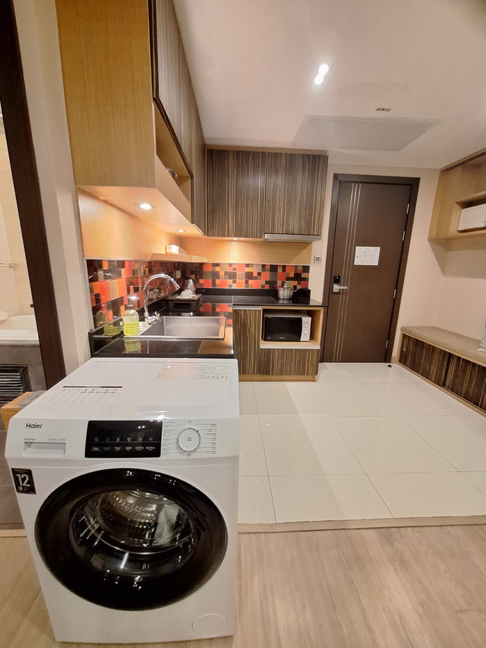 รูป ให้เช่า ห้องหรูโมเดิรน์  1 ห้องนอน 46 ตรม. พร้อมเครื่องซักผ้า  10,500 ใกล้ Ikea - รูปที่ 7/32