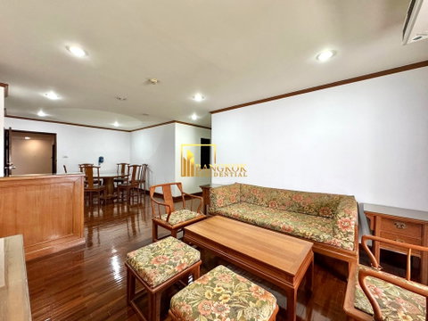 Le Premier 2 | Spacious 2 Bed Condo in Thonglor Area - BR18979CD