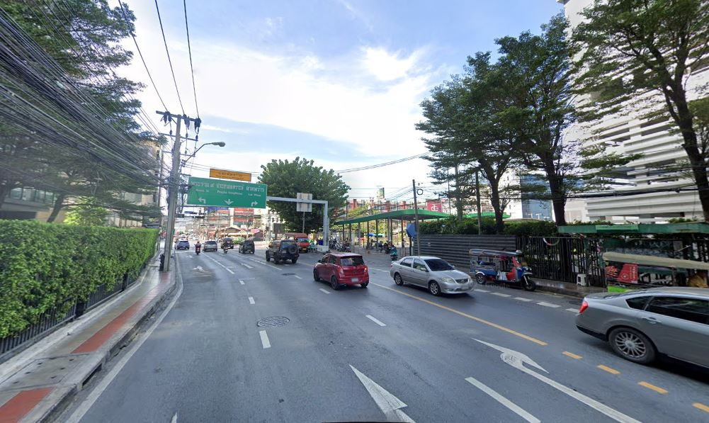 รูป ขายอพาร์ทเม้นท์ 8 ชั้น ประชาราษฎร์บำเพ็ญ Yield 7 % ใกล้ MRT ห้วยขวาง  - รูปที่ 1/4