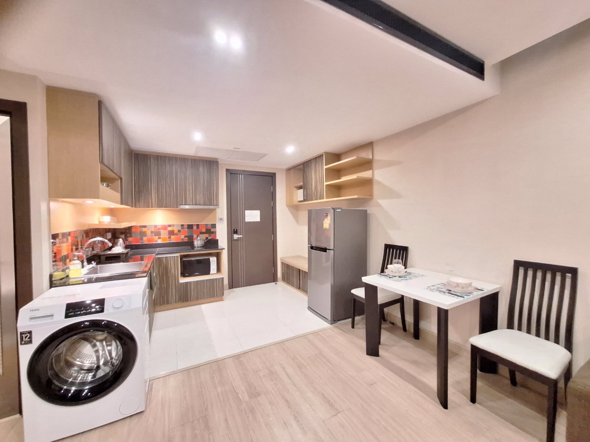 รูป ให้เช่า ห้องหรูโมเดิรน์  1 ห้องนอน 46 ตรม. พร้อมเครื่องซักผ้า  10,500 ใกล้ Ikea - รูปที่ 2/32
