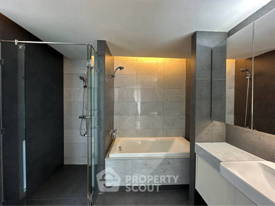 รูป คอนโด 3 ห้องนอน ขนาด 200 ตร.ม. เพนท์เฮาส์ La Citta ใกล้ BTS ทองหล่อ (ID 2713076) - รูปที่ 7/13