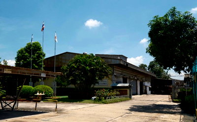 โรงงาน สถาบันการพลศึกษาวิทยาเขตกรุงเทพ : ขาย โรงงานพลาสติก มีใบ ร.ง.4 บนที่ดิน 10 ไร่ กว่า ติดถนนรังสิต-นครนายก คลอง 11