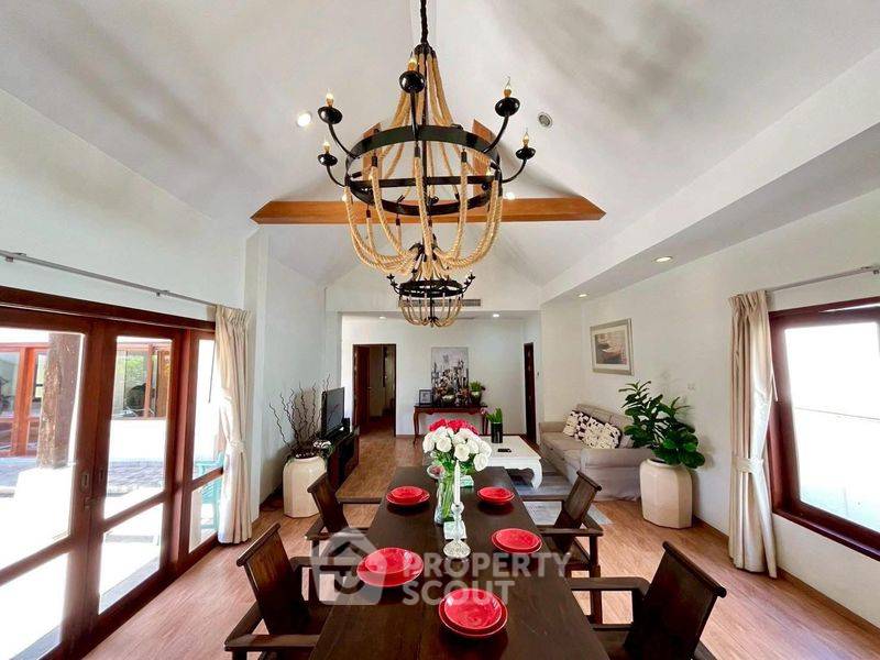 รูป วิลล่า 4 ห้องนอนให้เช่า ที่ Thabali Villas ใกล้พัทยาใต้ (หนองปรือ) (ID 2713453) - รูปที่ 3/19