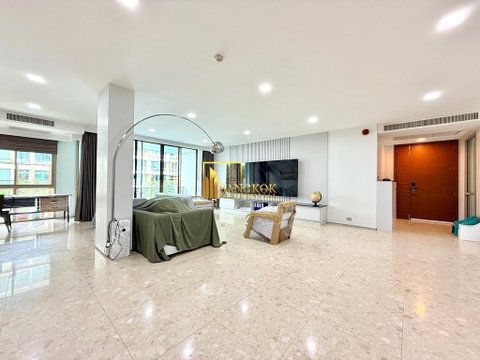 Ficus Lane | Contemporary 3 Bedroom Condo in Phra Khanong - BR60583CD